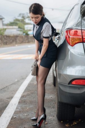 五月婷高清视频_十万网红美女美酱