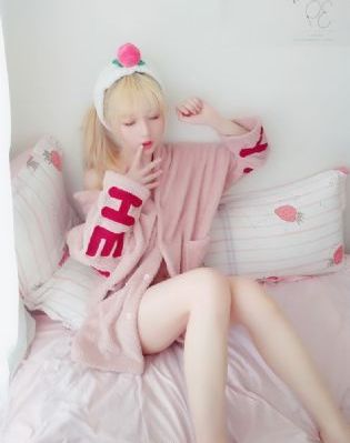 大胸莹莹被老头糟蹋小说_BT种子搜索